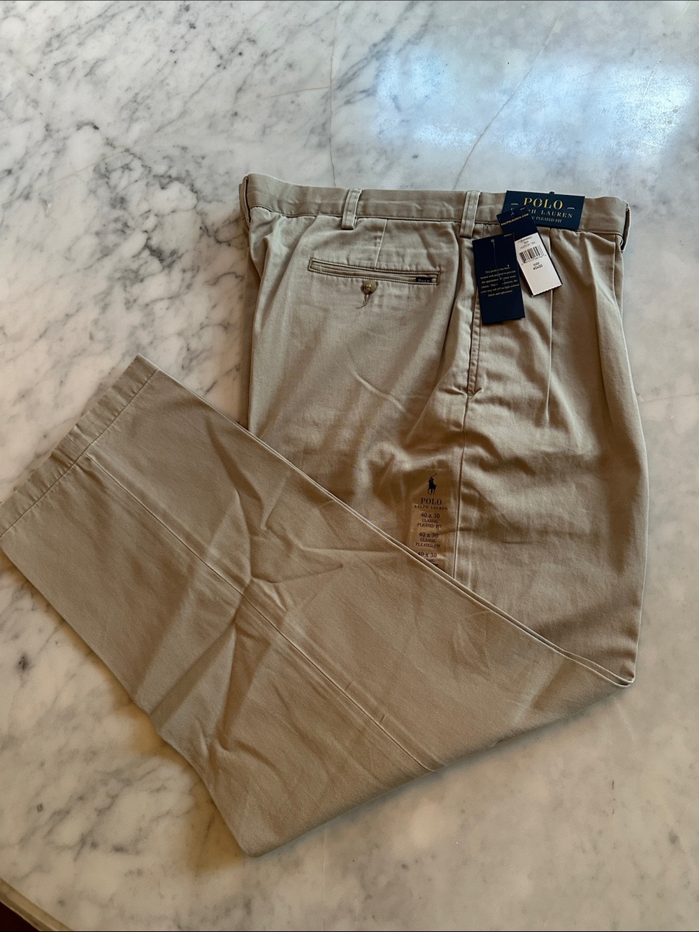 Polo Ralph Lauren, Classic Pleated Chinos. 40/30. NWT